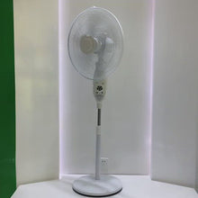 Load and play video in Gallery viewer, Hot Selling 16inch AC 12V DC Rechargeable Fan Price Cheap AC DC Fan Solar Fan Rechargeable Battery 16inch With Remote Control