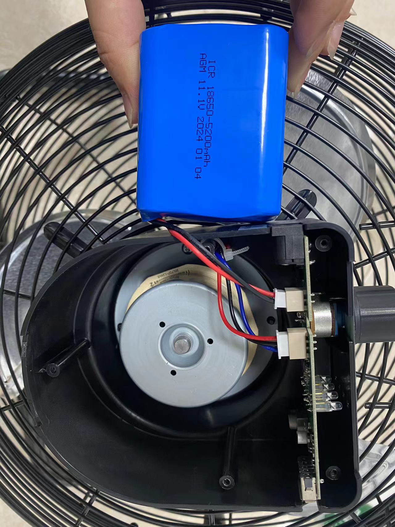 12" Industrial-Grade Metal Rechargeable Fan | Brushless Motor, 15600mAh Battery | Jumbo