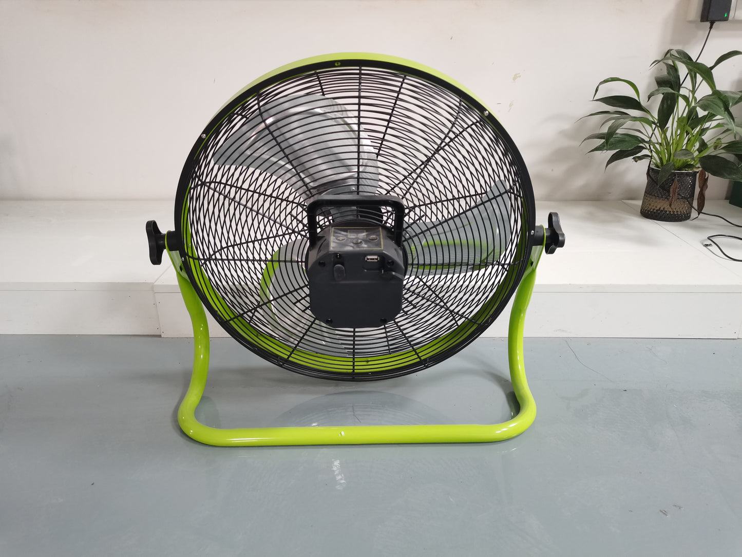 12"-16" Smart Rechargeable Fan | 12-Speed, LED Display & 31200mAh Battery | Jumbo