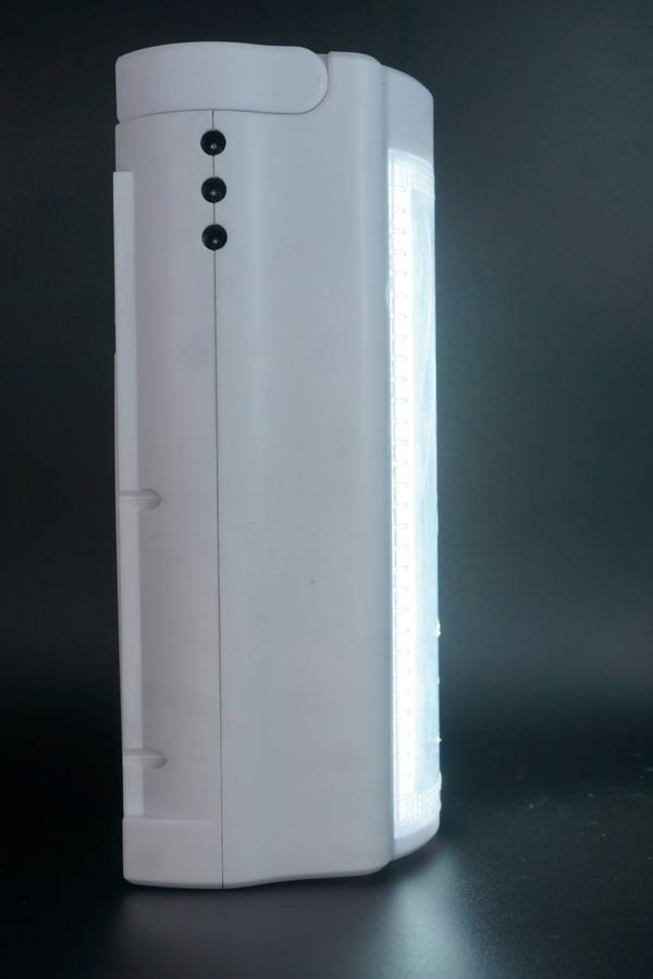 Multifunction Solar-Compatible Rechargeable Hand Lamp
