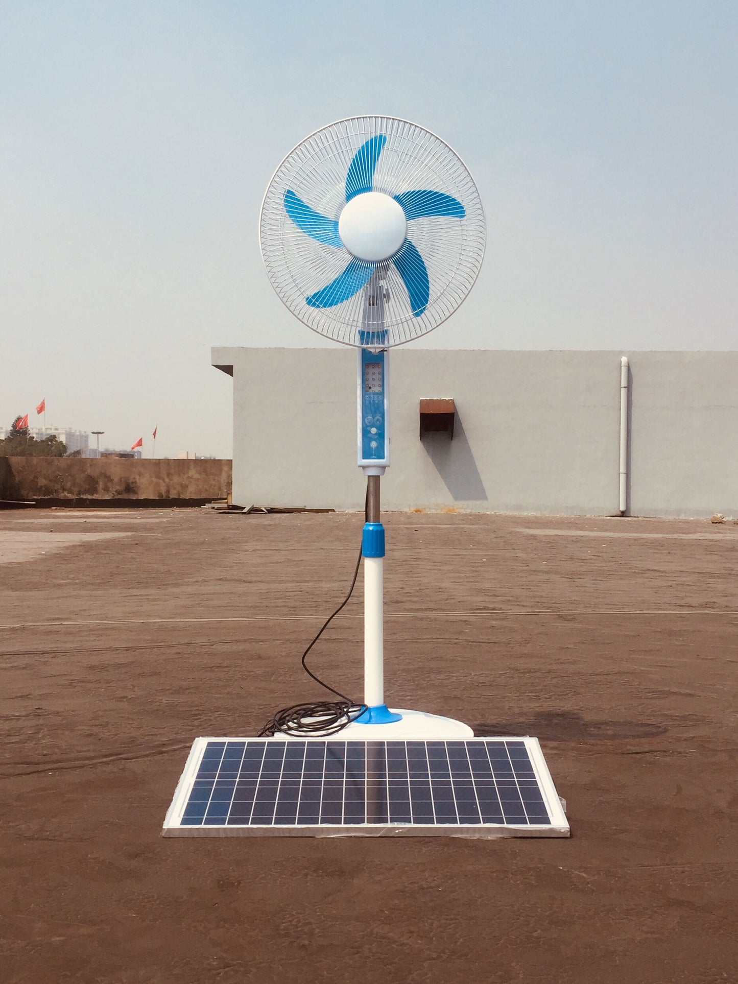 16 inch BLDC Motor Solar Powered Solar Fan 12V DC Stand Fan Pedestal Floor Fan