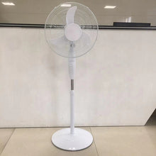 Load image into Gallery viewer, 16 inch BLDC Motor Solar Powered Solar Fan 12V DC Stand Fan Pedestal Floor Fan
